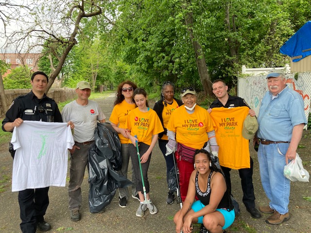 The Hudson River Community Association of Northwest Yonkers, Ready to Pick Trash!